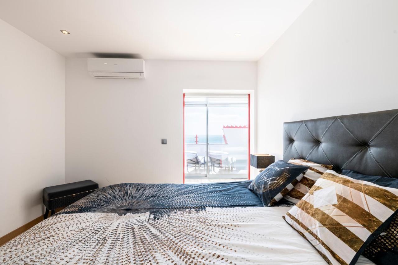 Appartement Luxueux 4 Pieces, Terrasse 120M2 Vue Mer Praia Da Rocha Портиман Екстериор снимка