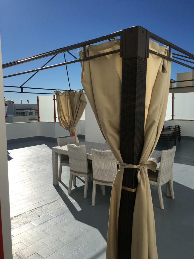 Appartement Luxueux 4 Pieces, Terrasse 120M2 Vue Mer Praia Da Rocha Портиман Екстериор снимка